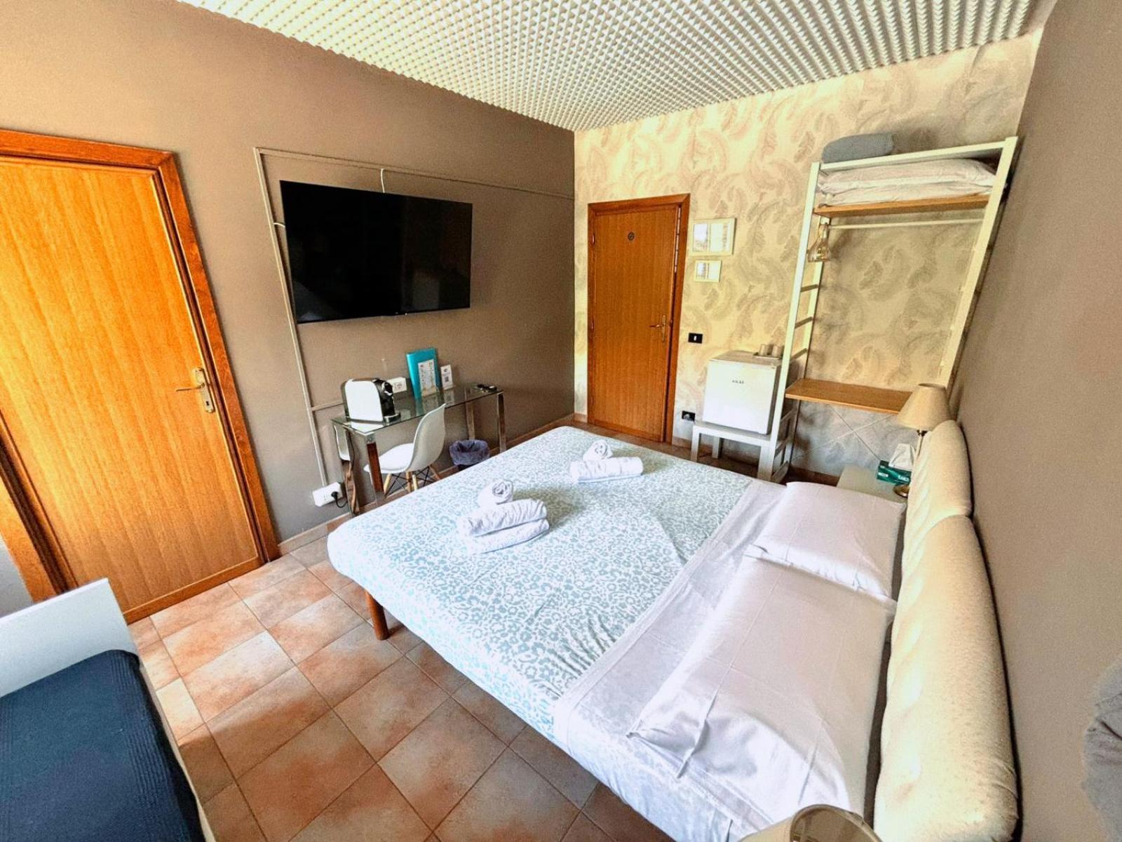 Di Martino Residence โรม ภายนอก รูปภาพ